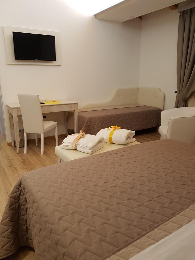 Bed and Breakfast San Pietro Mileto Exterior foto